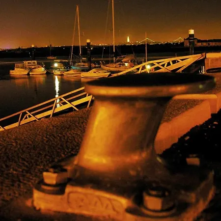 Legendary Bay Tematica Seixal (Setubal)