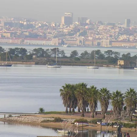 Legendary Bay Temática Apartamento Seixal (Setubal)